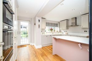 Photo 21- click for photo gallery